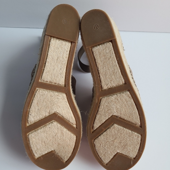 NWOT MARC FISHER LTD espadrilles wedge sandels - Picture 7 of 8